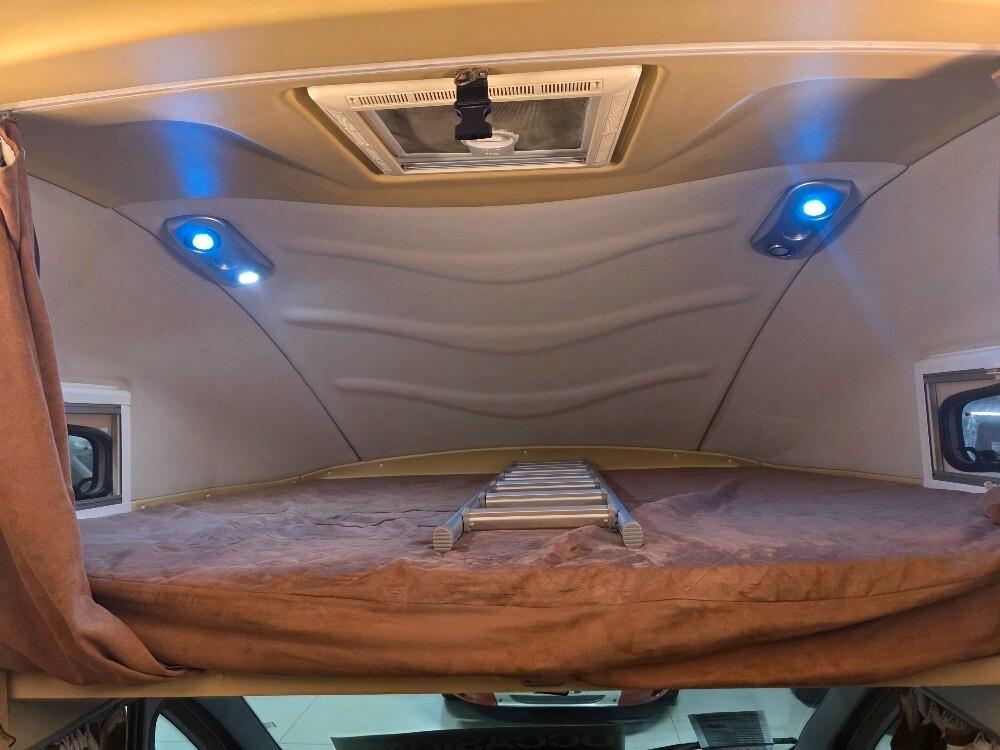 CAMPER ROLLER TEAM PEGASO GARAGE LIVING