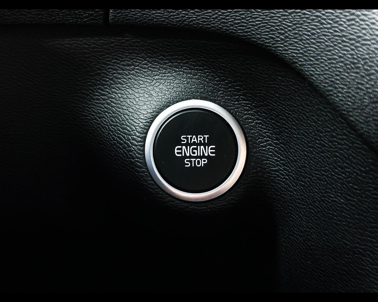 VOLVO XC40 T2 Momentum Core