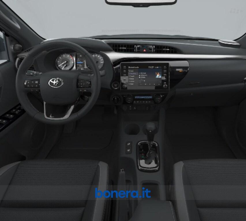 Toyota Hilux Double Cab 2.8 D-4D 48V Invincible A/T