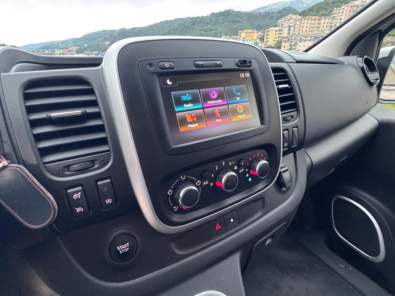 Renault Trafic T29 2.0 DCI EU6 PASSO LUNGO 9p +IVA