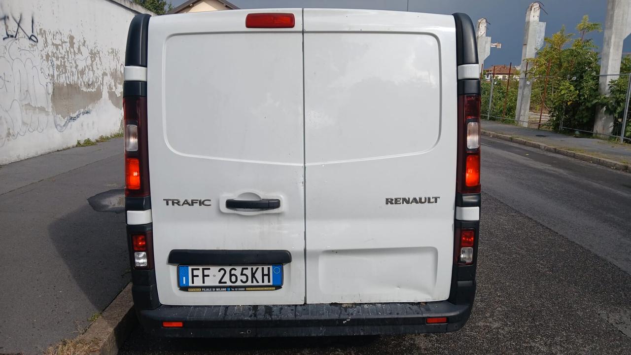 Renault Trafic T27 1.6 dCi 115CV IVATO