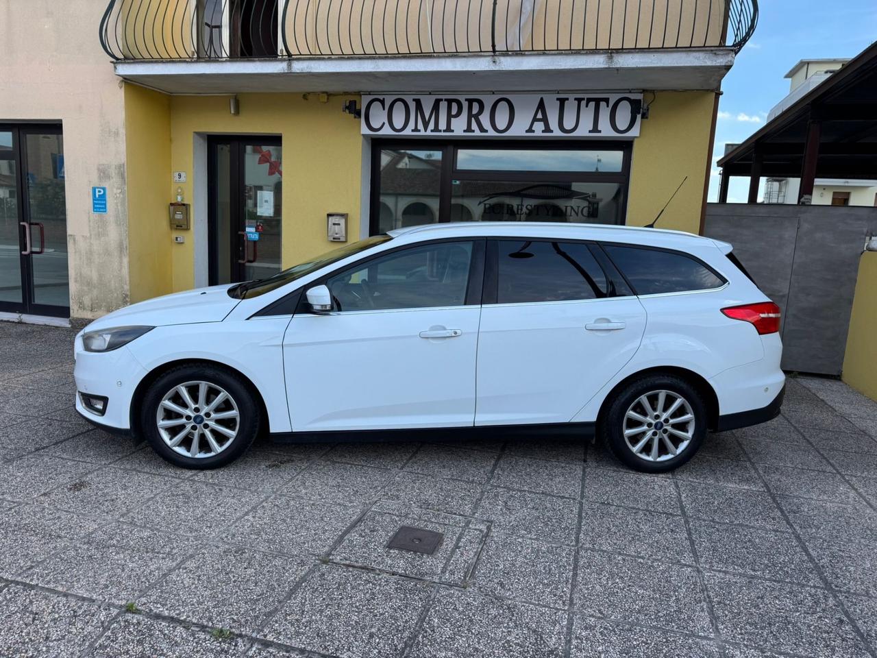 Ford Focus 1.5 TDCi 120 CV SW Titanium