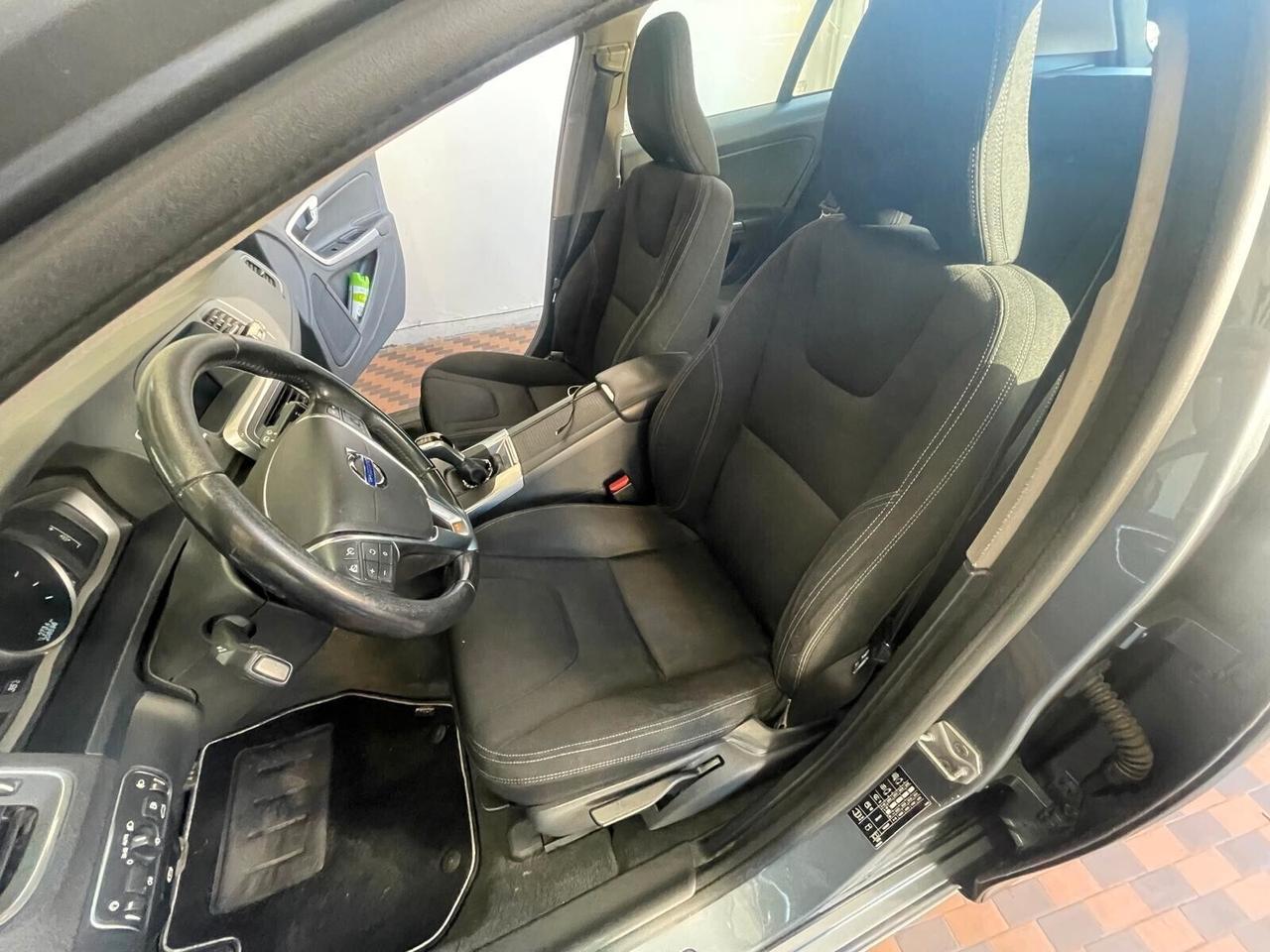 Volvo V60 D2 Summum