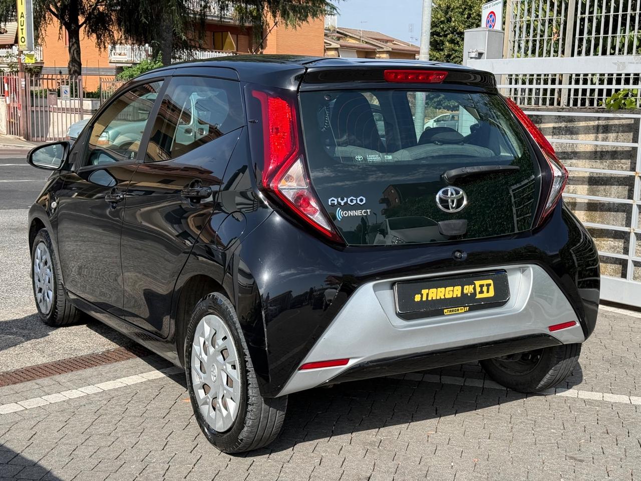 Toyota Aygo 1.0 5 porte x-cool GARANTITA PREZZO REALE