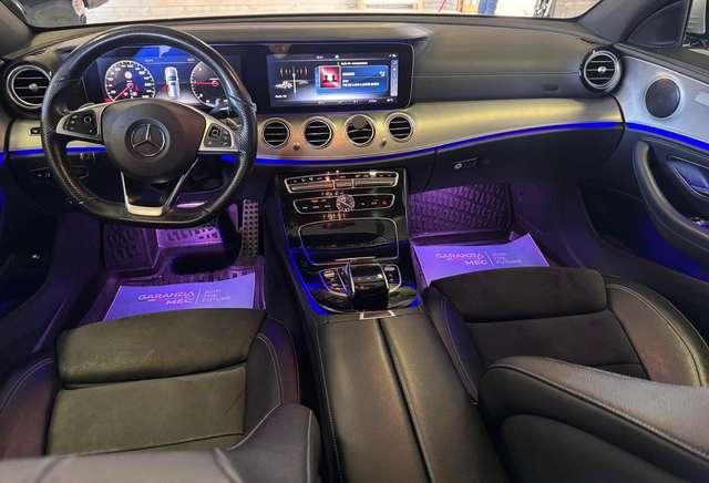 Mercedes-Benz E 220 Premium+LedColorati+Pelle+Tagliandi certificati