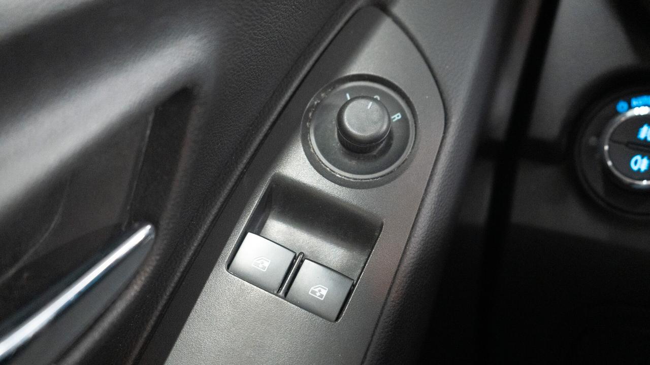 Chevrolet Trax 1.6 FWD LS PERMUTA