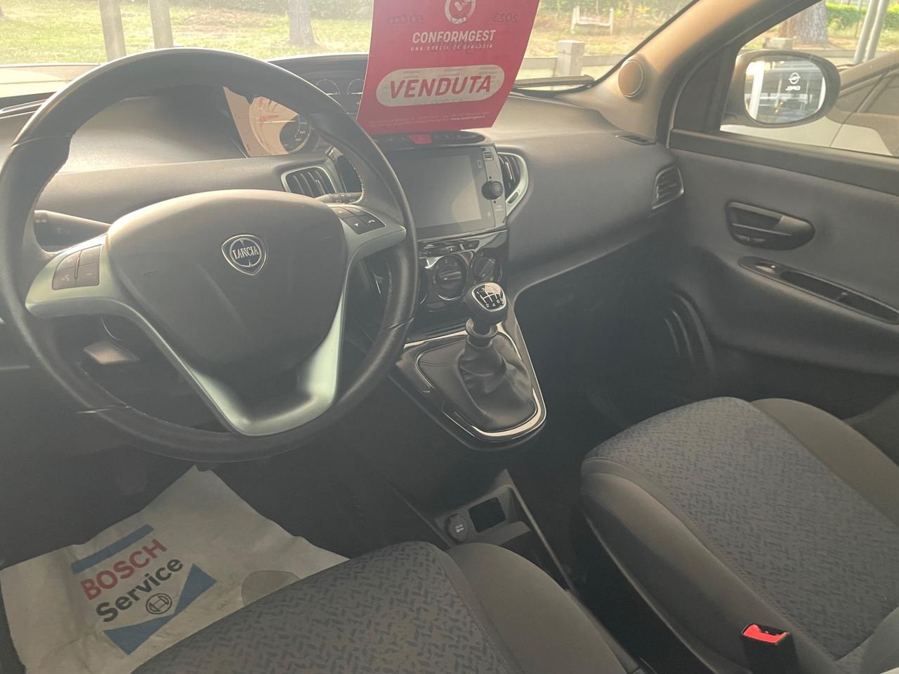 Lancia Ypsilon 1.0 FireFly 5 porte S&S Hybrid Alberta Ferretti