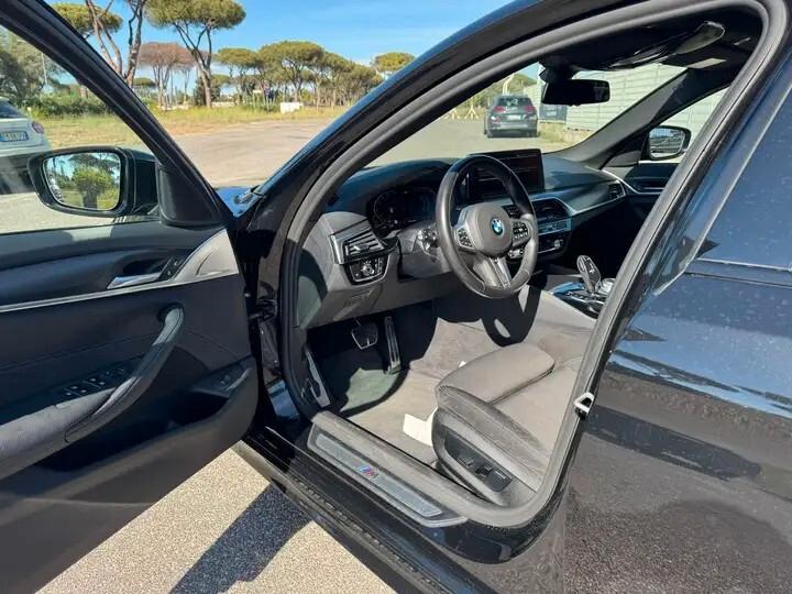 Bmw 520 520d mhev 48V Touring Msport