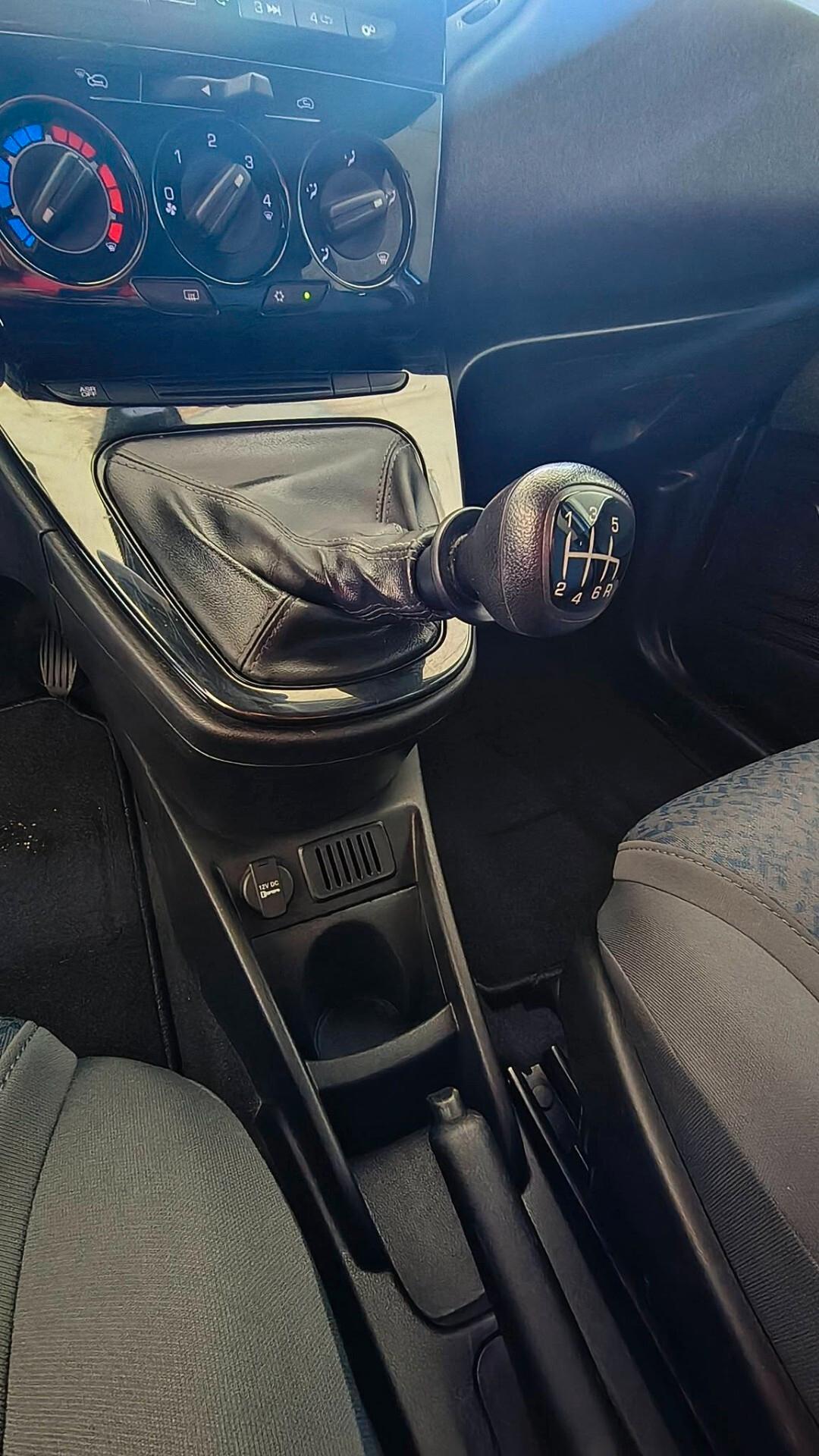 Lancia Ypsilon 1.0 FireFly 5 porte S&S Hybrid Silver Plus