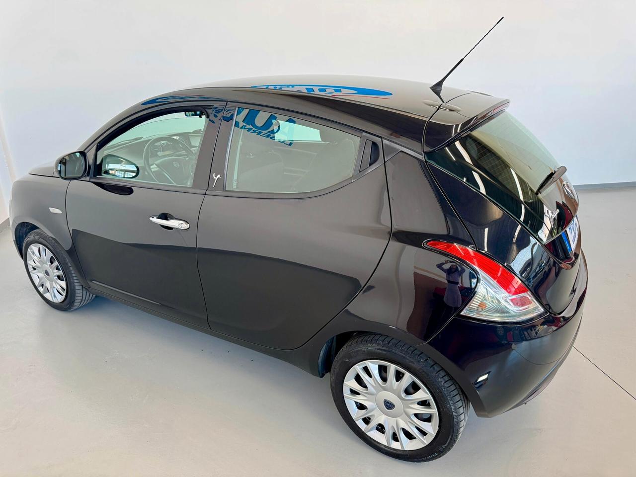 Lancia Ypsilon 1.2 69 CV 5 posti S&S Euro 6B