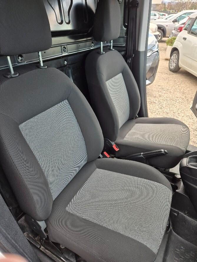 Fiat Doblo Doblò 1.6 MJT 105CV S&S PC-TN Cargo Business