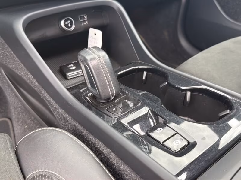 Volvo XC40 D4 AWD Geartronic R-Design