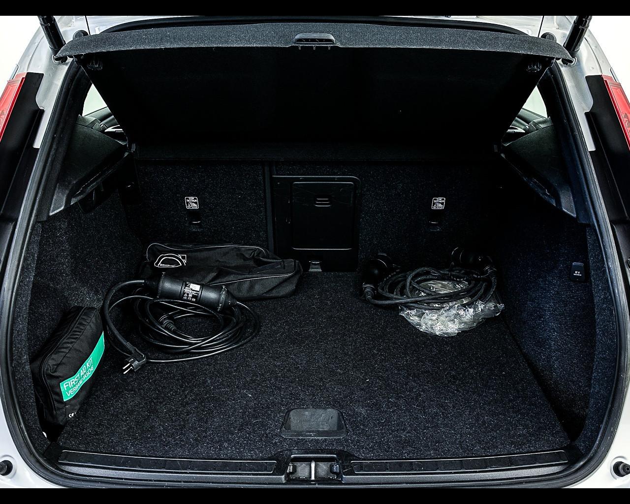 VOLVO XC40 T5 Recharge Plug-in Hybrid Inscription Expression