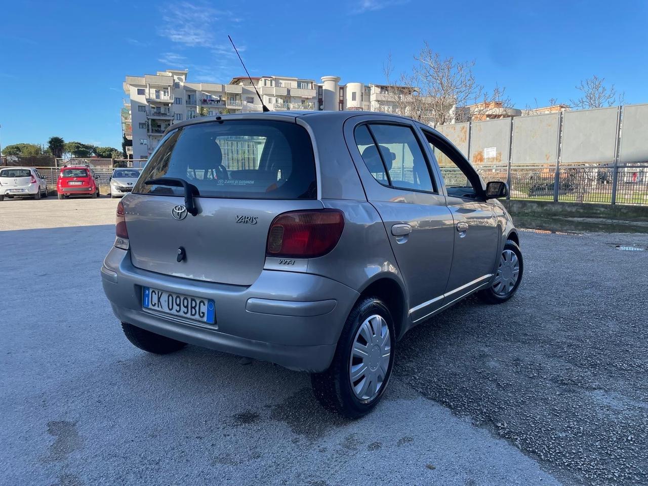 Toyota Yaris 1.0i 16V cat 5 porte Blue