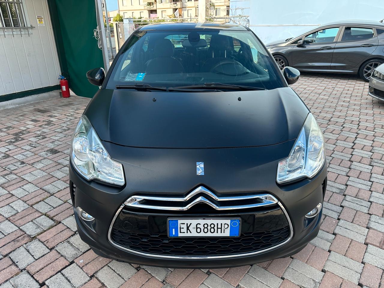 Ds DS3 DS 3 1.6 HDi 110 Just Black
