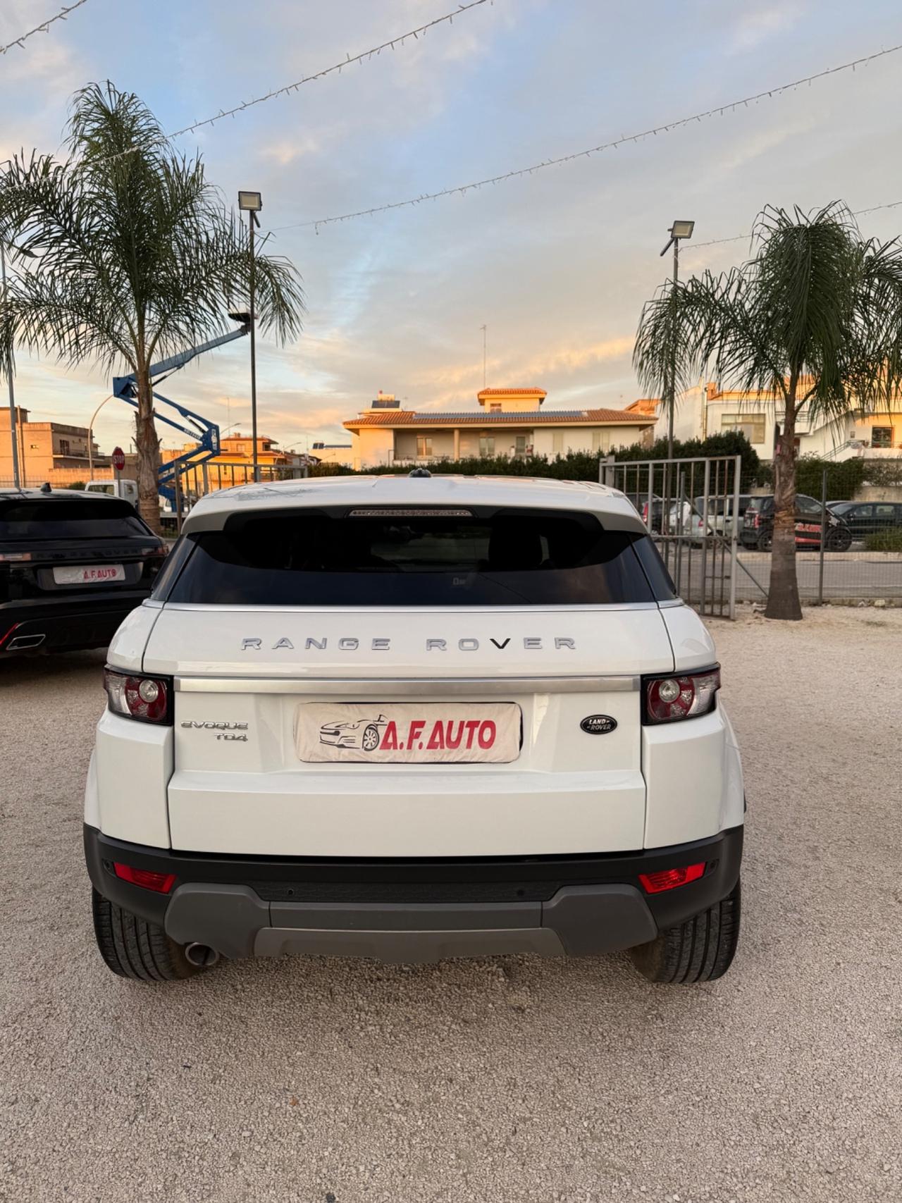 Land Rover Range Evoque 2.2 TD4 5p. Dynamic