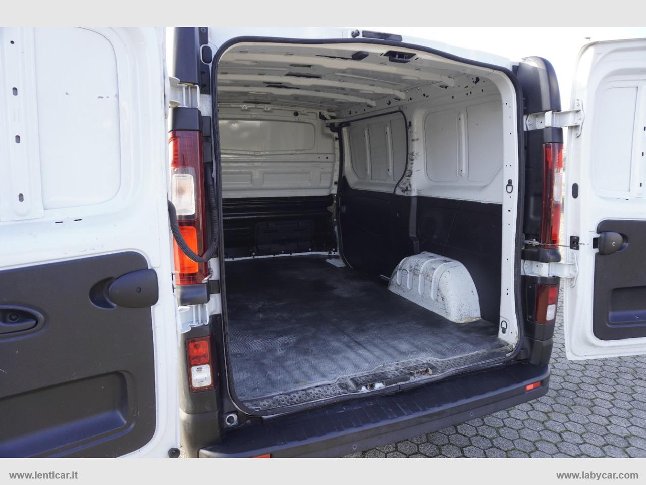 Vivaro 29 1.6 BiT. EcoF. PC-TN Furg.