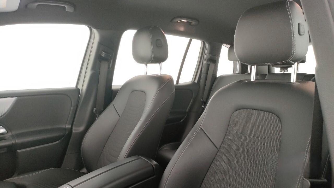 Mercedes-benz GLB 180 d Automatic Business