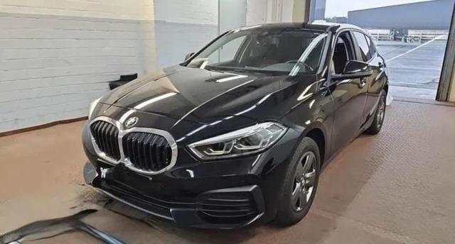 Bmw 116 116d 5p. Business Advantage