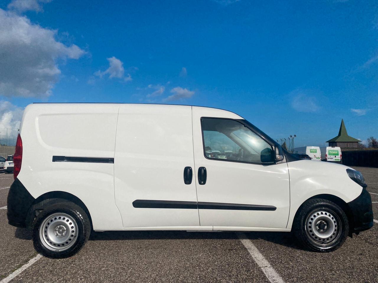 FIAT Doblo 1.6 Mjt 105CV MAXI PL/TN Cargo Easy