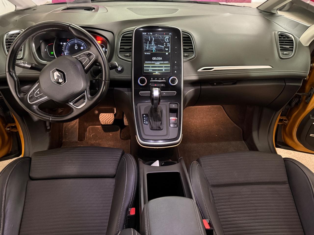 Renault Scénic dCi 110 CV EDC Bose