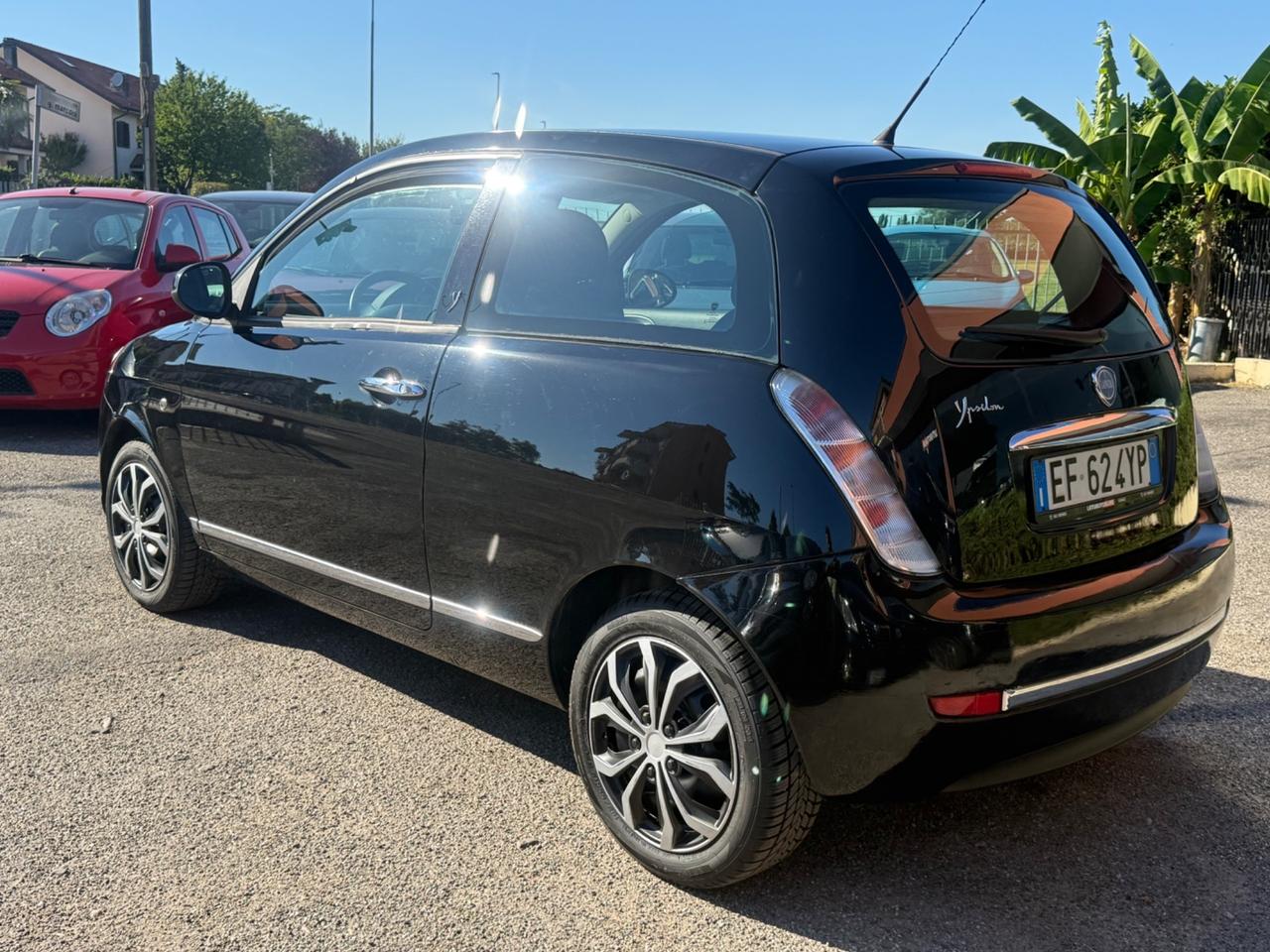 Lancia Ypsilon 1.2 69 CV Elle