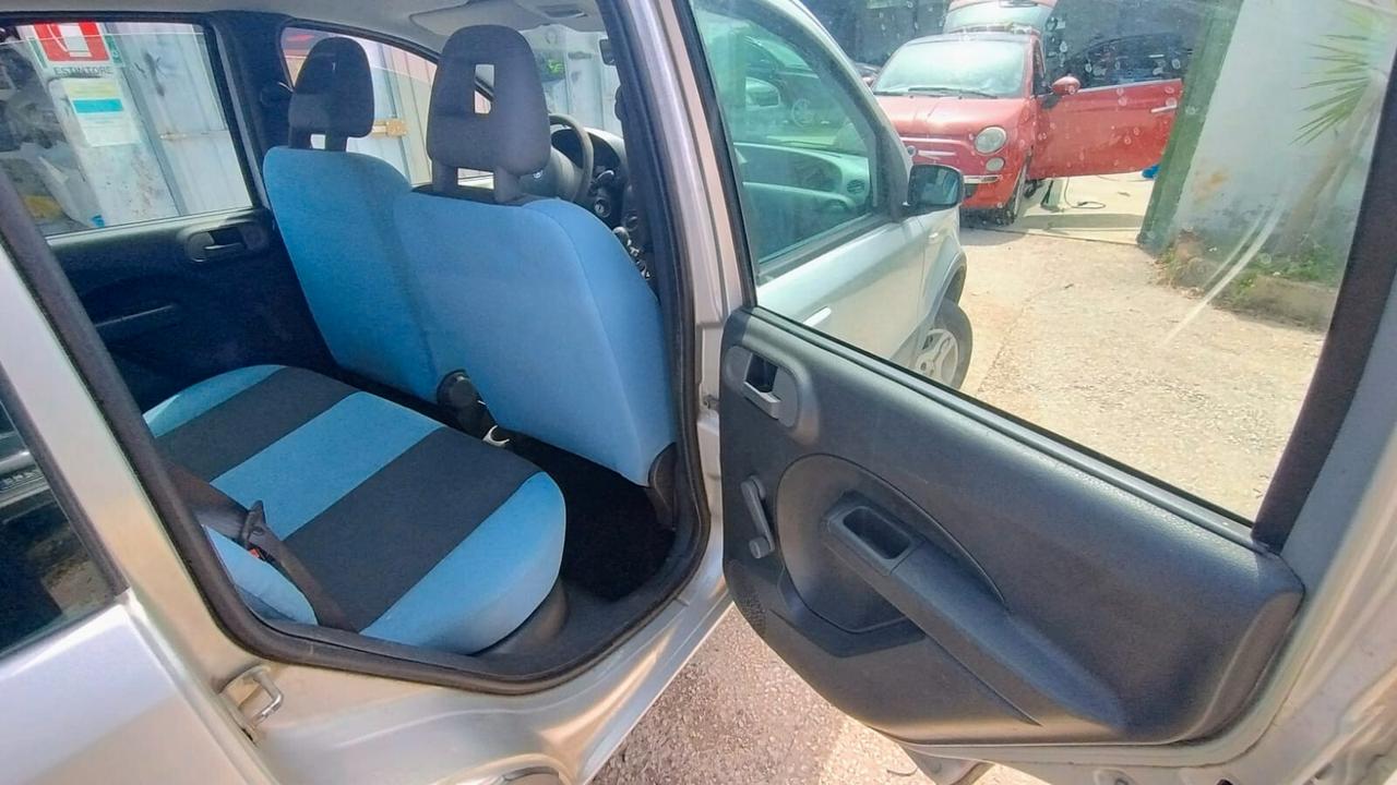 Fiat Panda 1.3 MJT 16V 4x4 GANCIO TRAINO