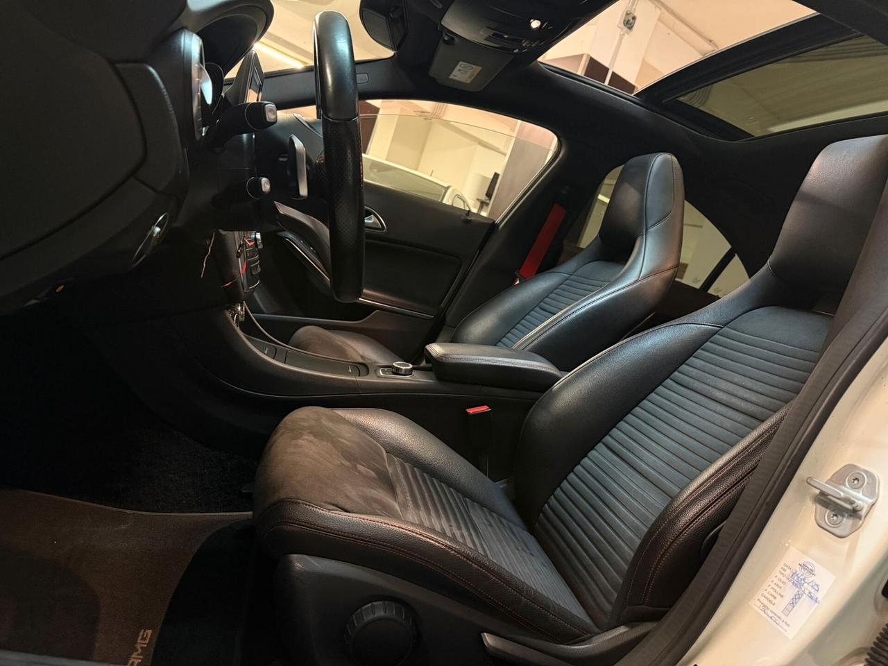 Mercedes-Benz CLA 180D Automatic Premium Amg Tetto