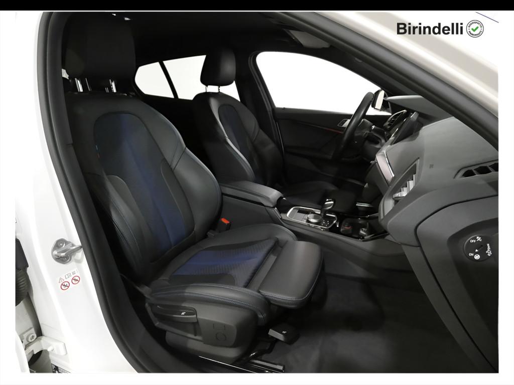 BMW Serie 1 (F40) - 118d 5p. Msport