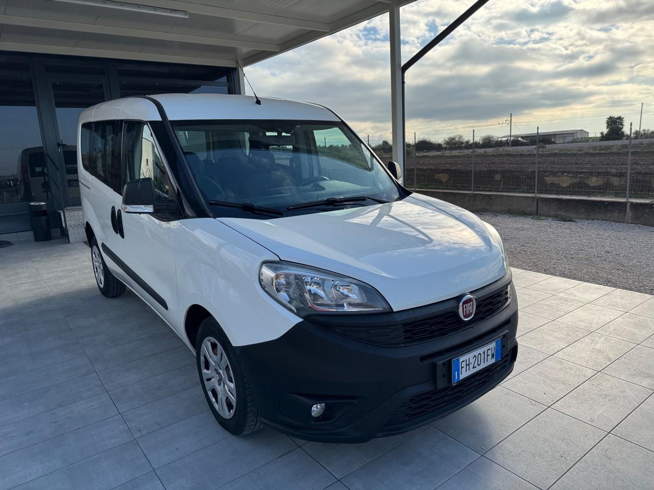 Fiat Doblo 1.3 MJT 5 POSTI AUTOCARRO