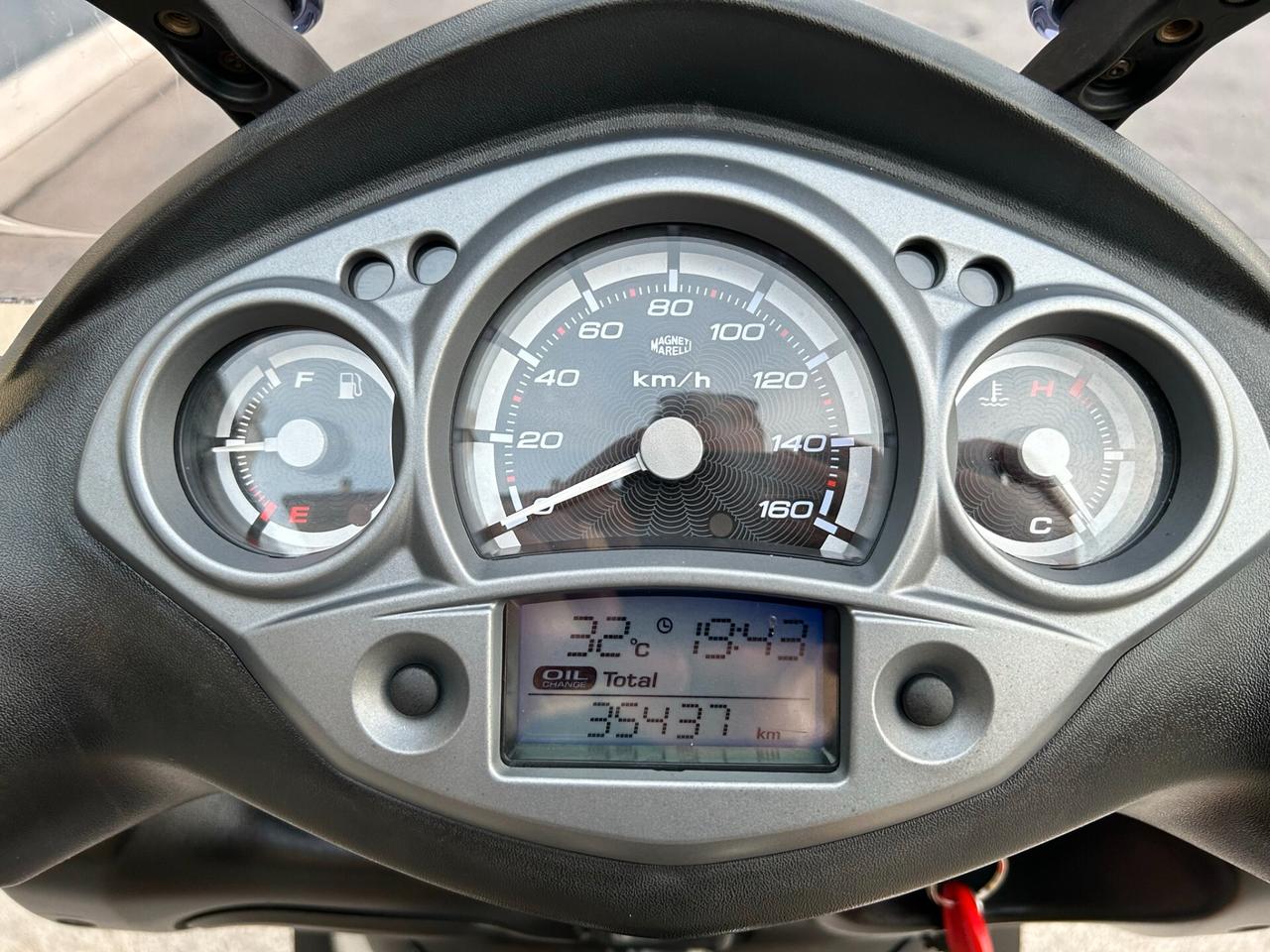 YAMAHA X-CITY 250 - 2015