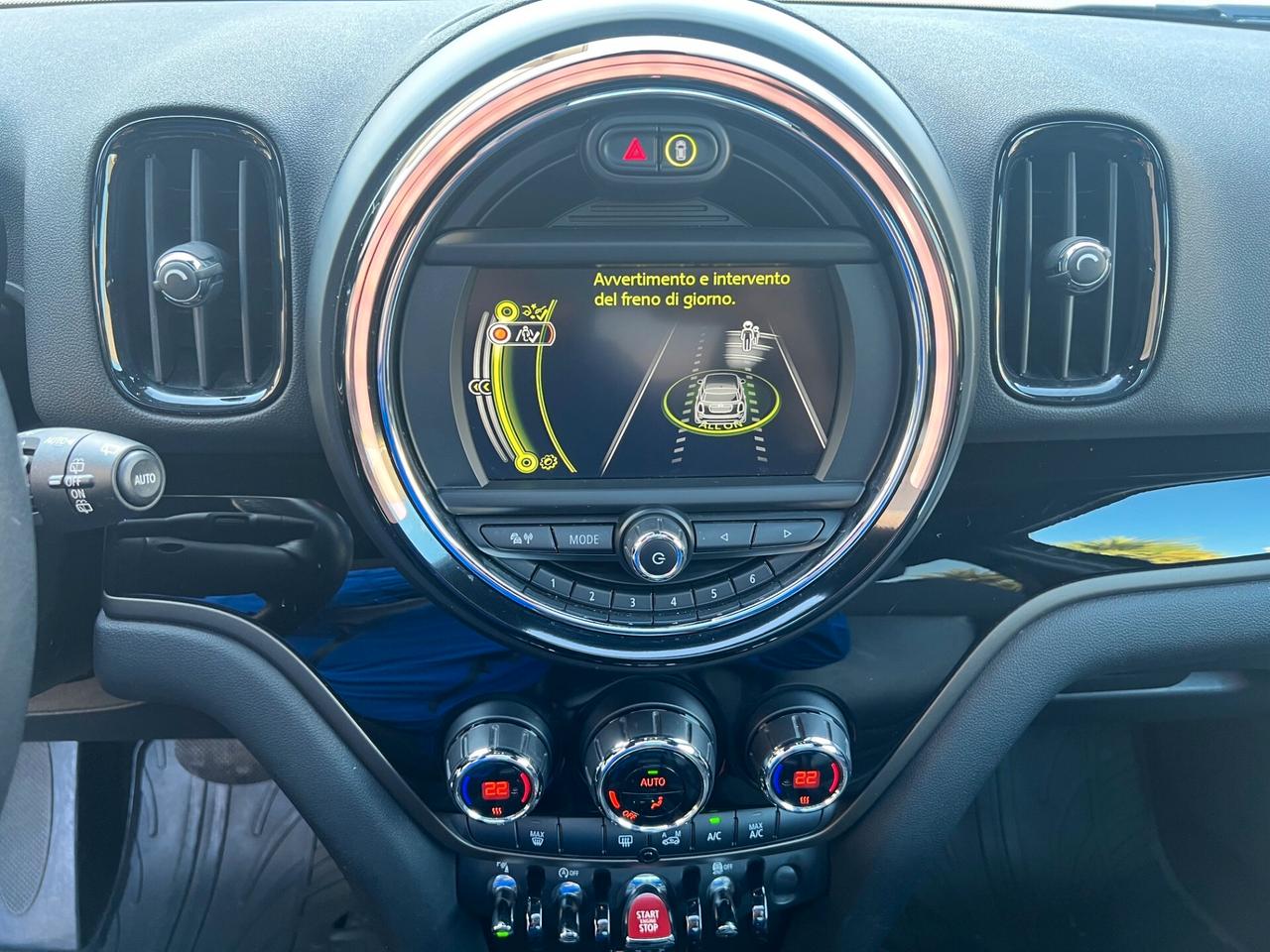 Mini Cooper SD Countryman Cooper SD Hype AUTOM TETTO/PELLE/LED/18; PERF.