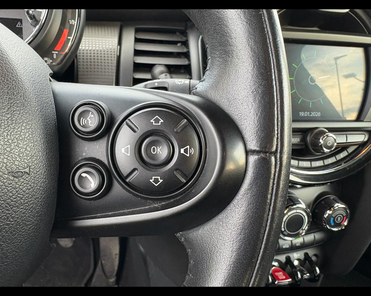 MINI Mini 5 porte (F55) - Mini 1.5 Cooper D Business 5 porte