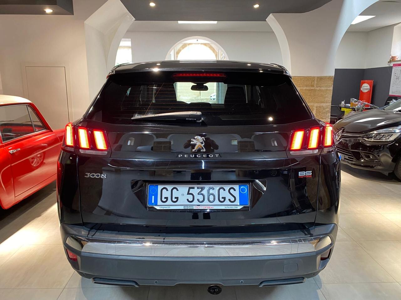 Peugeot 3008 BlueHDi 130 S&S Business