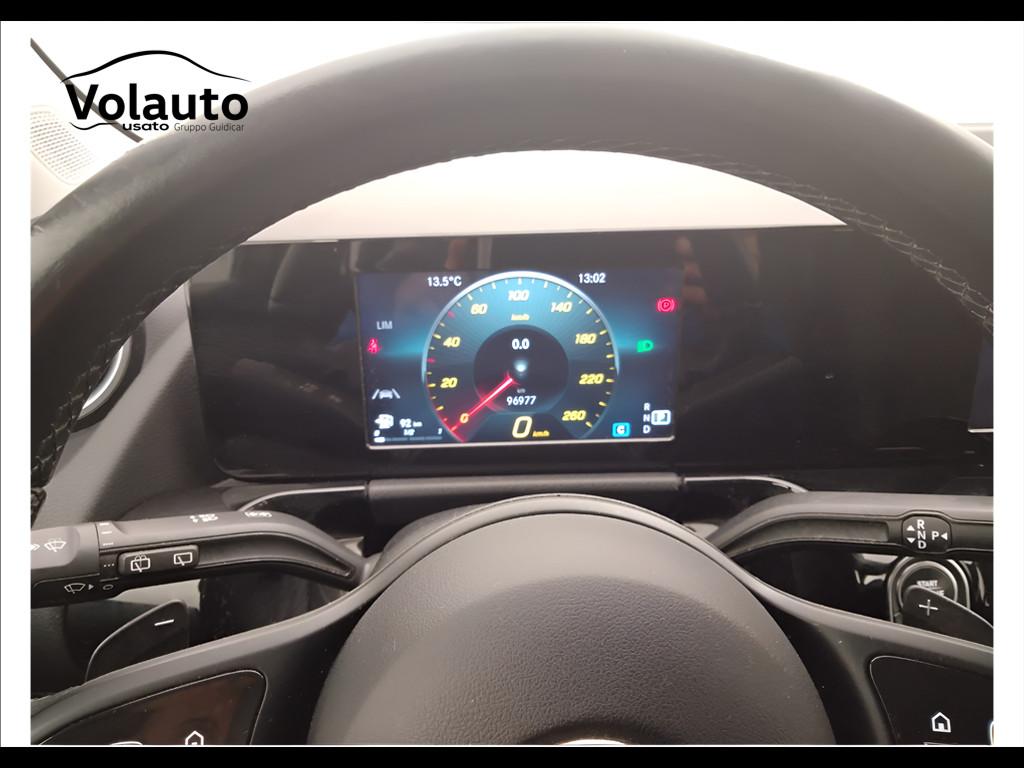 Mercedes-Benz Classe B - W247 2018 - B 180 d Sport auto
