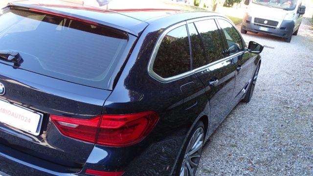 BMW 530 d xDrive 249CV Touring Luxury, Garanzia..