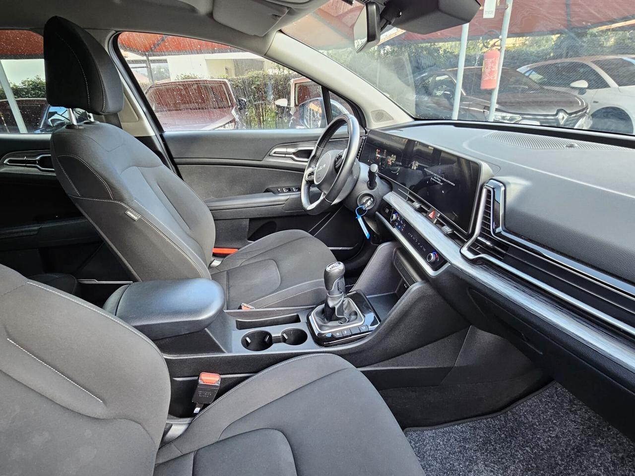 Kia Sportage 1.6 CRDI MHEV BUSINESS