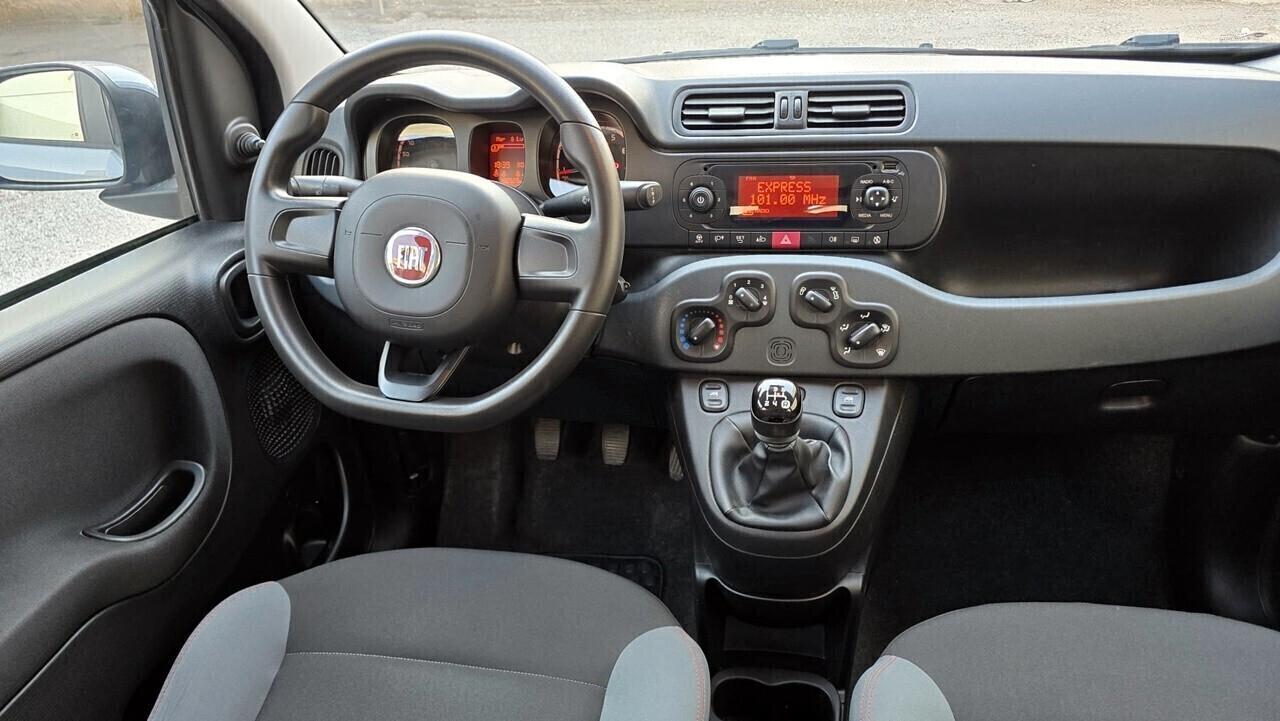 Fiat PANDA Easy 1.2 70CV