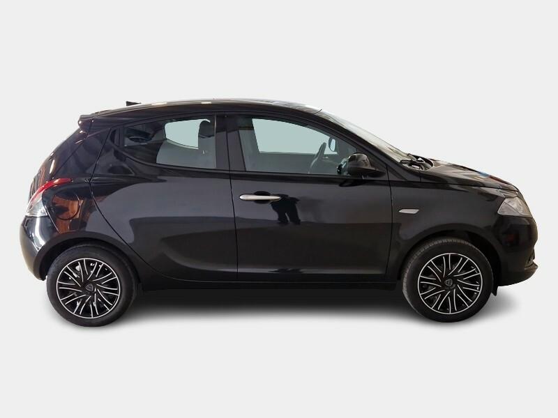 LANCIA YPSILON 1.0 HYBRID 5P