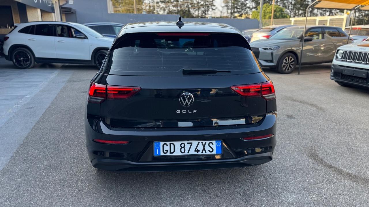 Volkswagen Golf 2.0 TDI 115 CV SCR Life neopatentati