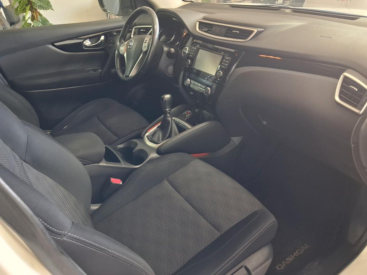 Nissan Qashqai 1.5 dCi Tekna