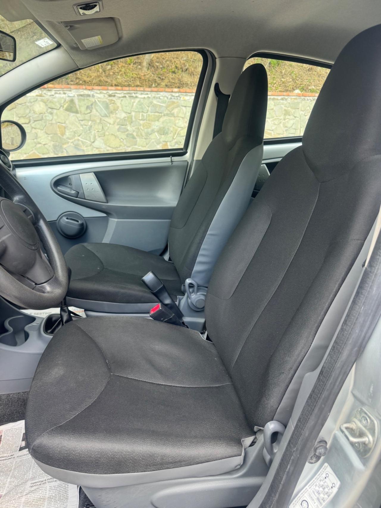 Toyota Aygo 1.0 Benzina 68Cv 2011