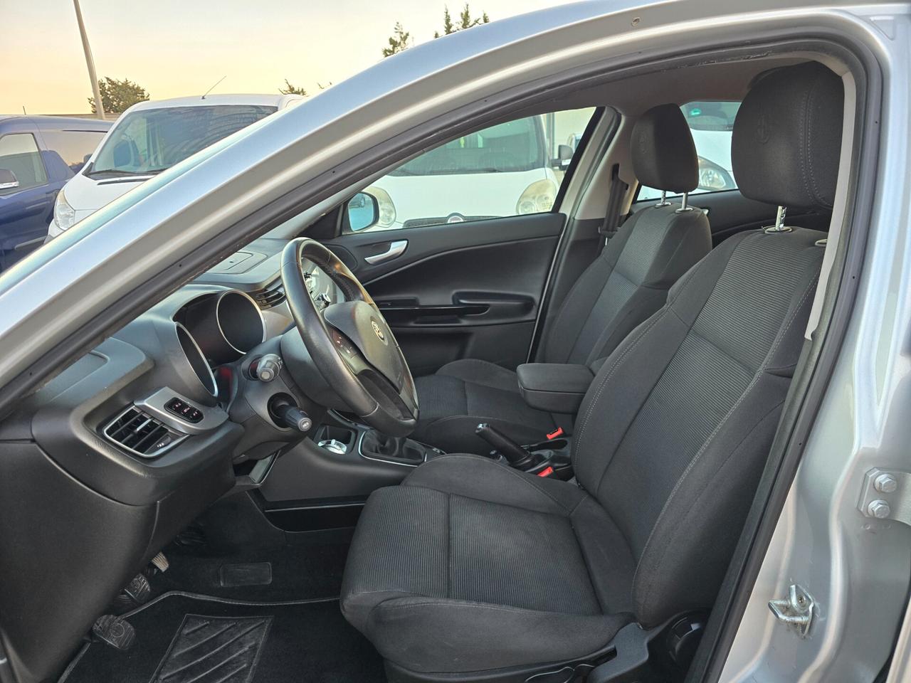 Alfa Romeo Giulietta 2.0 JTDm-2 140 CV Distinctive