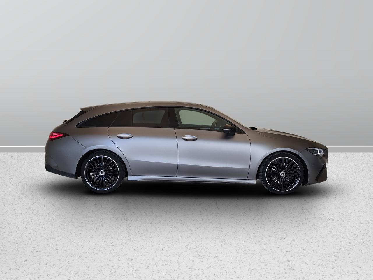 Mercedes-Benz CLA Sh.Brake - X118 2023 - CLA Shooting Brake 200 d AMG Line Premium Plus auto