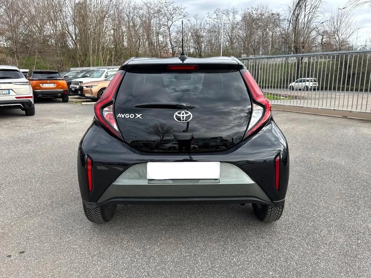 Toyota Aygo X 1.0 VVT-i 72 CV 5 porte Trend Air
