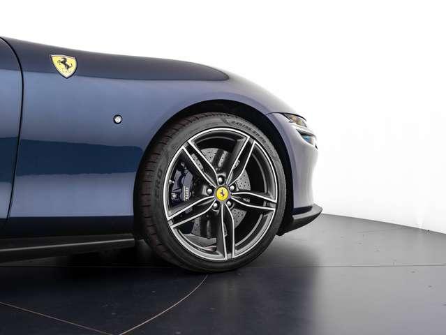 Ferrari Roma Spider