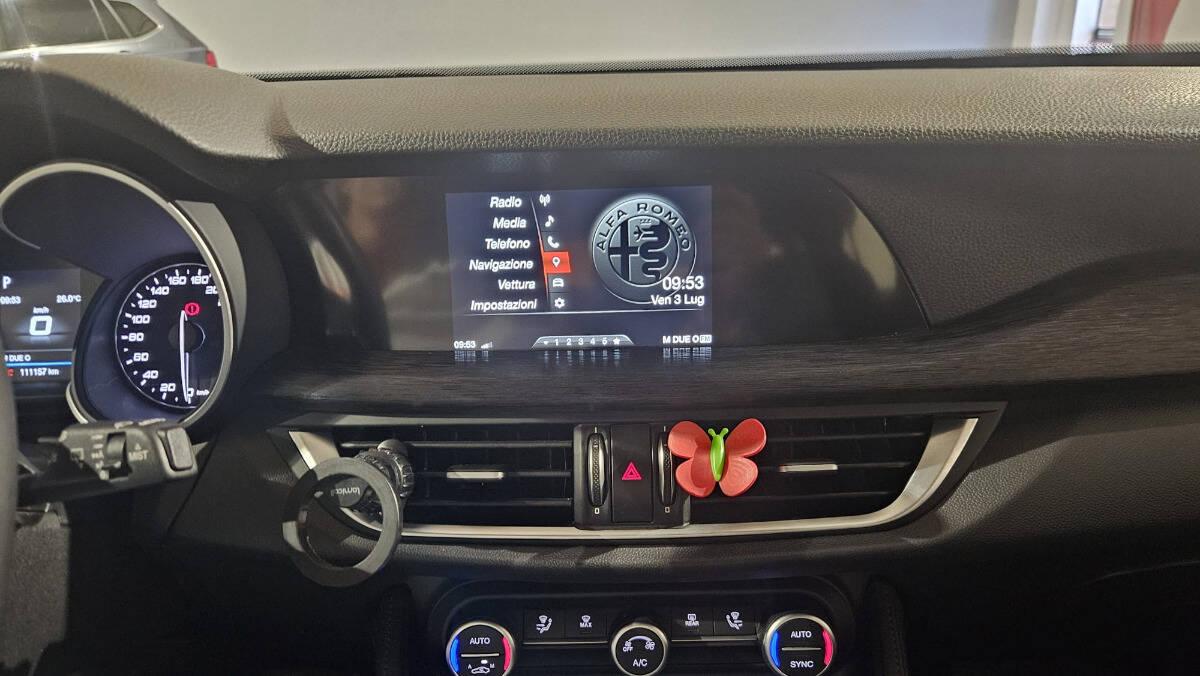 Alfa Romeo Stelvio 2.2 t Business rwd 160cv auto my19