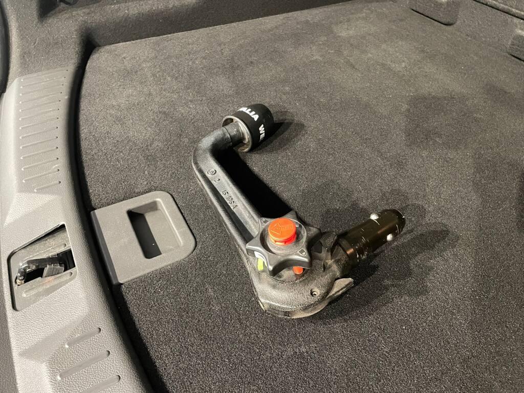 Ford Kuga 2.0d 120CV Titanium - GANCIO TRAINO