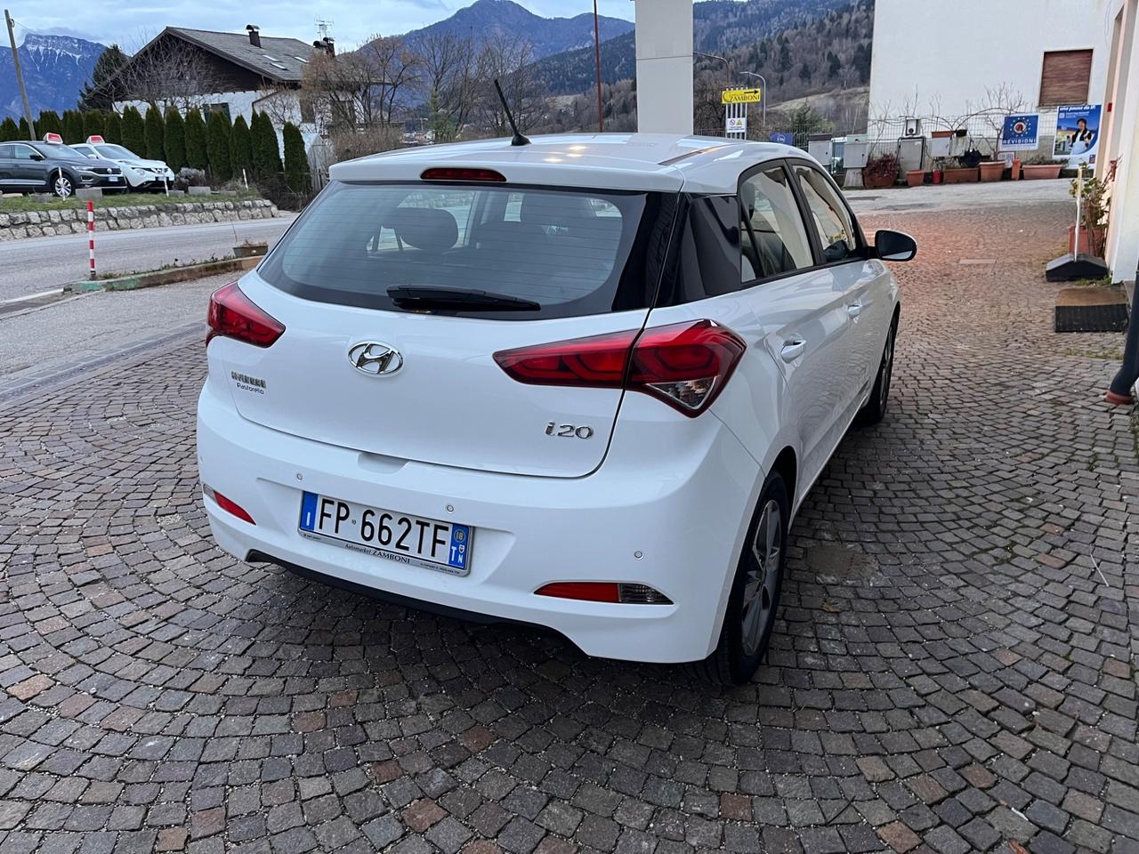 Hyundai i20 1.1 CRDi 12V 5 porte Comfort