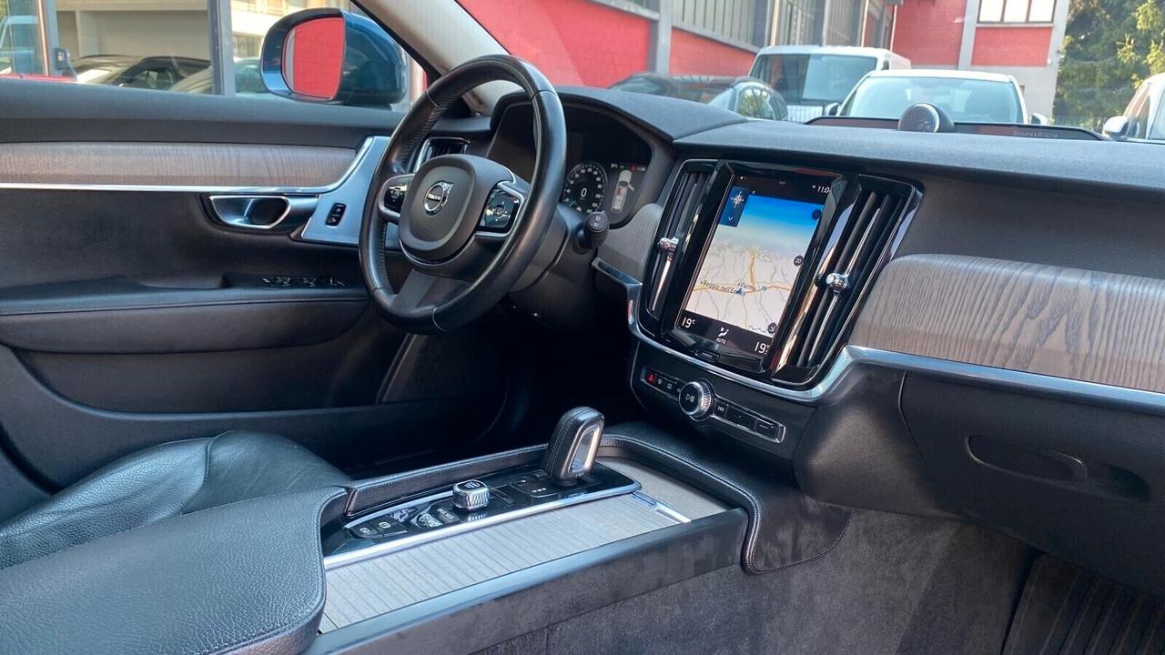 VOLVO V90 CROSS COUNTRY B4 (d) AWD 2.0 (197CV) - VIRTUAL COCKPIT, TETTO PANORAMICO, PELLE TOTALE